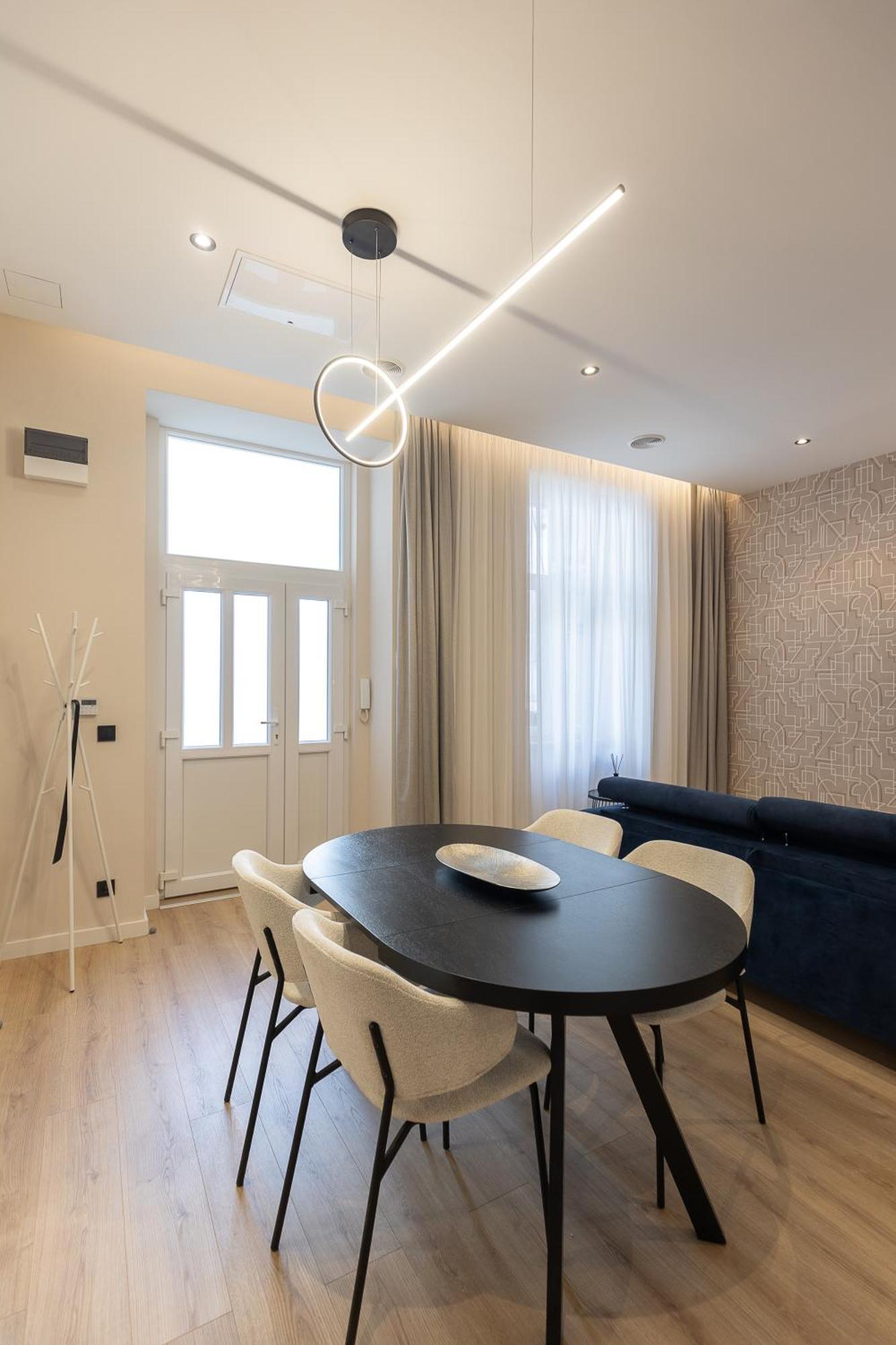 Kobi Luxury Apartment 2 Budapest Luaran gambar