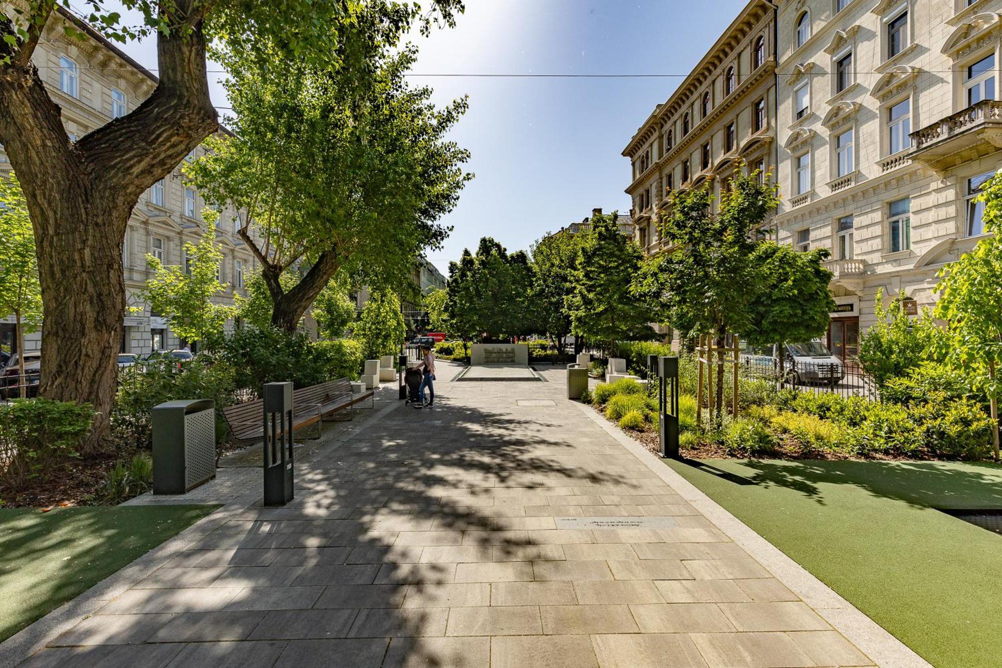 Kobi Luxury Apartment 2 Budapest Luaran gambar